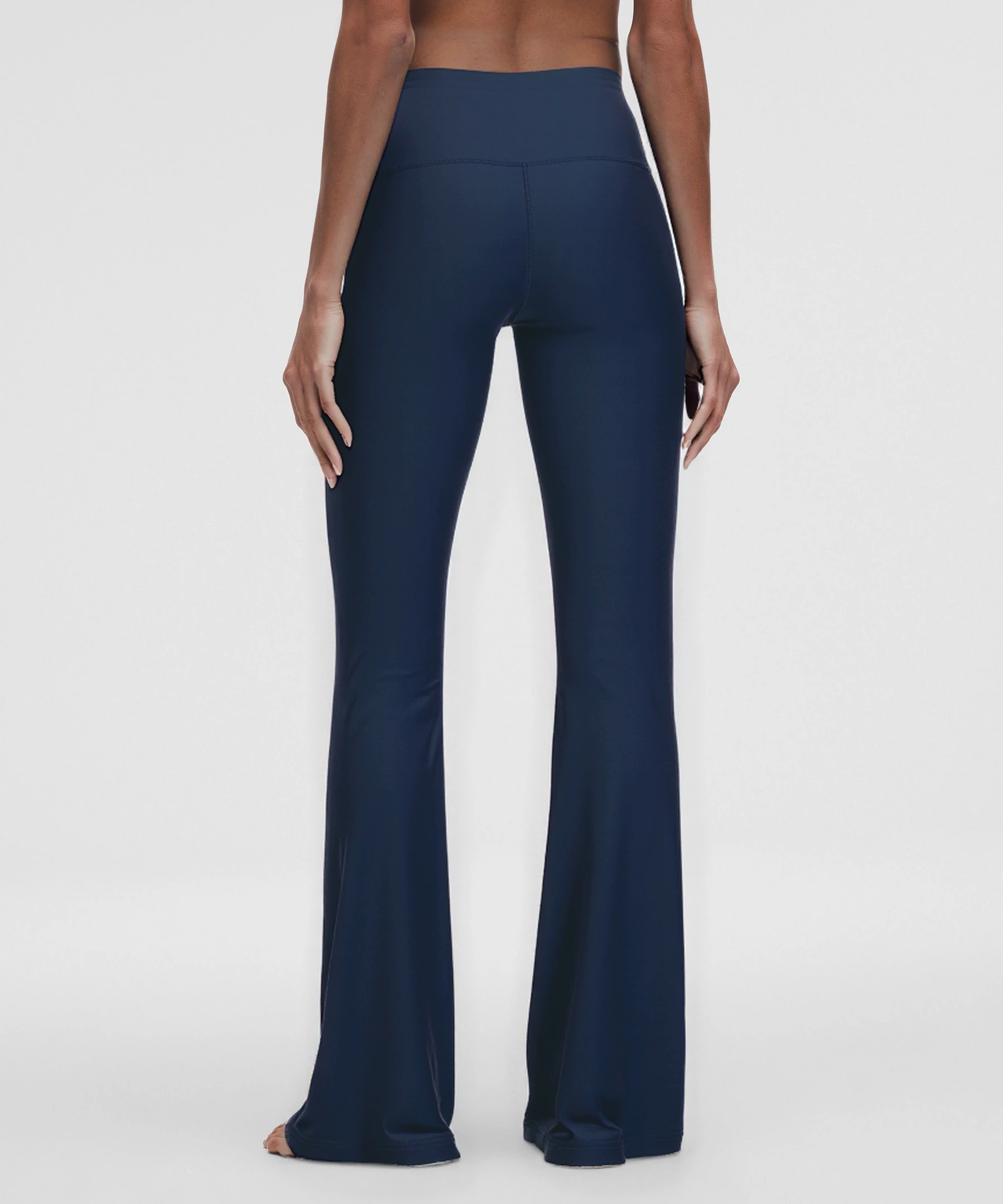 Elegant Crossover Waist Bootcut Yoga Pants - Side Pockets for Phone-2500221